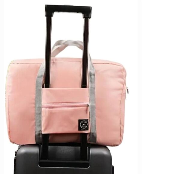 NWT Pink/Gray Carry-On Travel Bag Overnight Hospital Weekend Leisure Gym Duffle - Picture 2 of 6